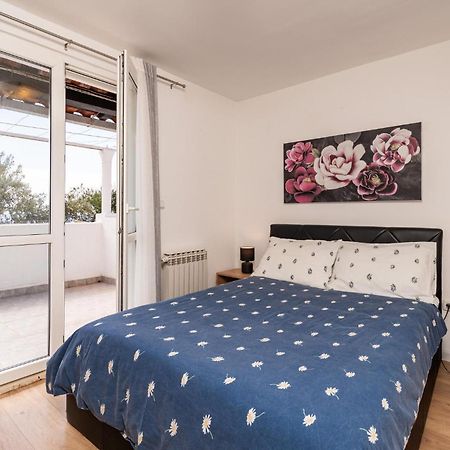 Cozy Apartment In Dubrovnik With House Sea View Exterior photo