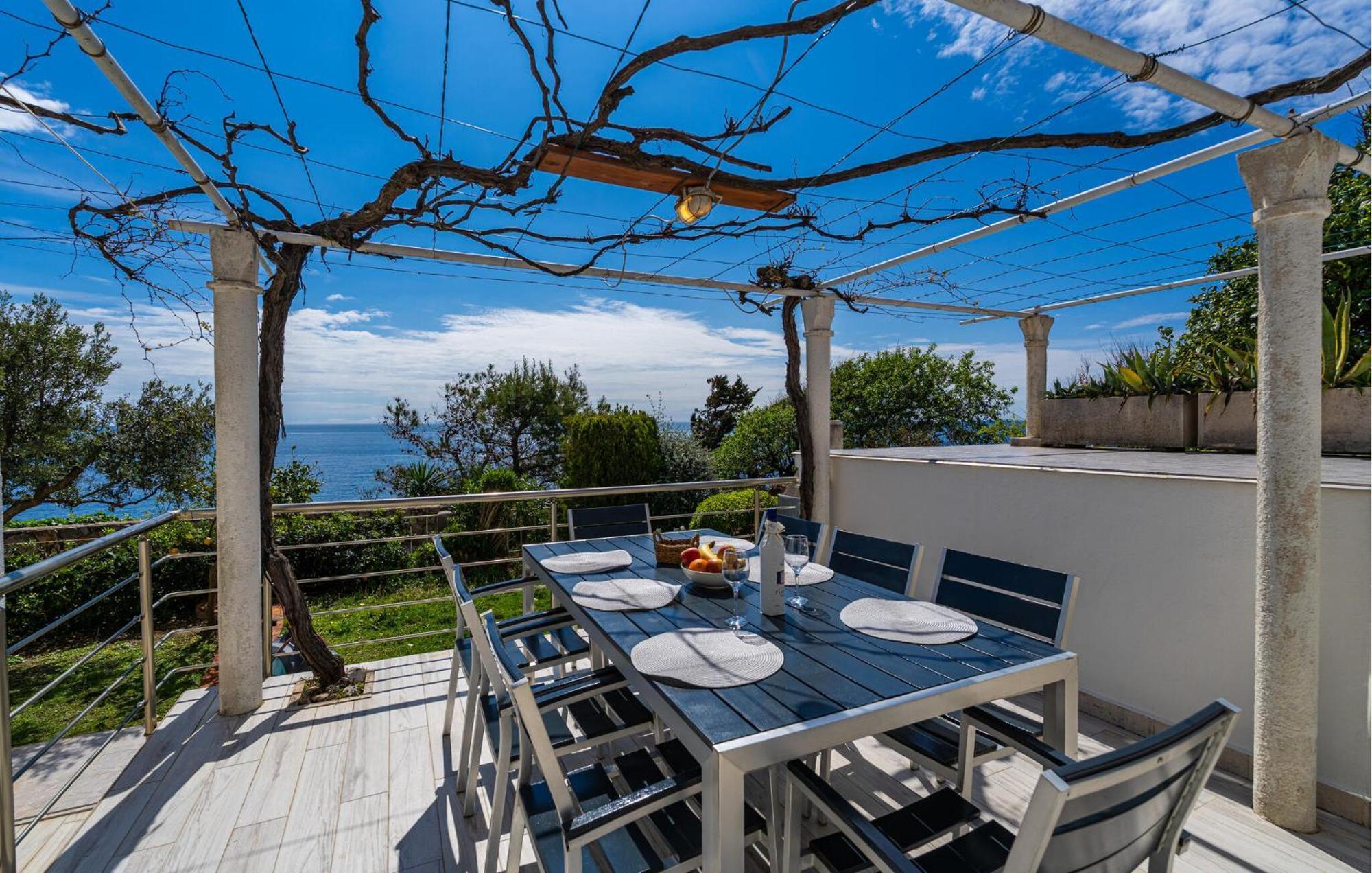 Cozy Apartment In Dubrovnik With House Sea View Exterior photo